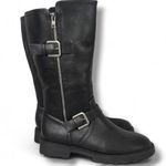 JustFab Breyona Buckled Flat Boot Size 8 Product Description New! Padded insole for extra comfort Material: Faux Leather Heel Height: 1.25" Shaft Height (based on size 8): 10.7" Measurements will vary slightly Imported Photo 5