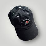 Vintage Y2K Black Distressed Philadelphia Flyers NHL Hockey Cap Embroidered Logo Photo 1