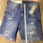 H&M  Women’s Distressed Blue Jean Shorts Size 30 – Trendy NWT‎ Photo 5