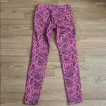 J Brand  620 Mid Rise Super Skinny Jeans In Neon Pink Boa Snake Print Size 28 Photo 9