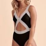 Dolce Vita Fast Lane Blair Cutout One Photo 7