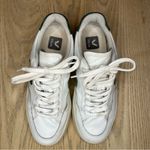 VEJA  Women’s V-12 White Green Leather Sneakers Lace Up Causal Shoes Size 6 Photo 5