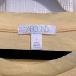 Abound  Faith Over Fear short sleeve raw hems Yellow Graphic Tee oversized small Photo 2