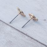 Stud Earrings Photo 3