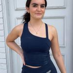 Lululemon Everlux Asymmetrical Tennis
Tank Top sz 4 Photo 1