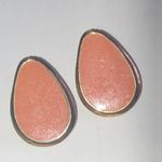 Gold Tone and Peach Shimmer Retro Vintage Teardrop Earrings Photo 1