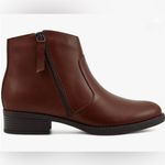 Easy Spirit  Rich Brown Ankle Booties Size 9.5 Photo 3
