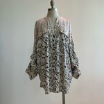 Calvin Klein Stylish Women's Blush, Beige Snake Print Top 2X Photo 4