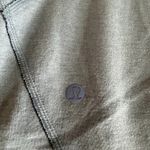 Lululemon  Crewneck Photo 2