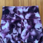 Lululemon  Wunder Under Hi-Rise Tight 28" in Blush Blossom Size 4 Photo 5