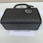 Michael Kors MK Travel XS Duffle Xbody - Black Photo 5