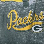 NFL Team Apparel  Green Bay Packers V Neck Distressed T Shirt Womens XL casual Photo 1