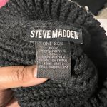 Steve Madden  Beanies - OS - Ivory/Beige & Black Photo 5