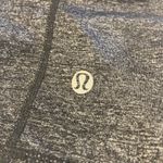 Lululemon athletica aero crop knee Photo 4