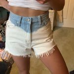 Levi's Levi’s High Waisted Mom Shorts White Blue Ombré Denim Size 25 Photo 3
