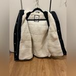 Abercrombie & Fitch Women’s Sherpa Lined Parka, Black Photo 3