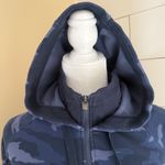 Athleta Triumph Full Zip Hoodie, Navy Camo, XS Scuba Thumb Hole Heavyweight Photo 5