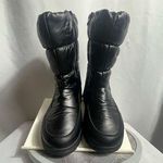 Women’s Black Fur Photo 0