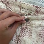 Dress Up White And Pink Flare Jeans Photo 3