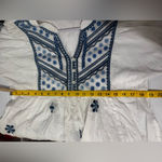 Mud Pie  White Blouse with Blue Embroidery Photo 7