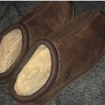 UGG Slippers Photo 1