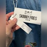 NWT Skinny Fries Denim Mom Jeans with Butterfly & Flowers Embroidery Size 5 Blue Photo 1