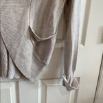 Silence + Noise Size medium beige‎ shawl Photo 3