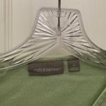 Croft & Barrow FINAL MARKDOWN  v neck top medium Photo 1