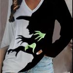 Boutique Women's Halloween Witch Shadow Double Sided Print Casual Long Sleeve T-Shirt Photo 1