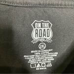 On The Road apparel co. Estes Park black and white t-shirt size XL Photo 2