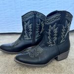 Coconuts by Matisse  Boots Cowboy Photo 0