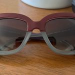 Burberry Sunglasses Photo 0