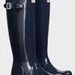 Hunter tall navy blue  rain boots Photo 0