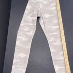 Athleta Elation Gray Camo 7/8 Tight Athleisure Gym Yoga Training Leggings XS Photo 6