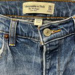 Abercrombie & Fitch Abercrombie Jeans Low-Rise Baggy 90s Curve Love Photo 3