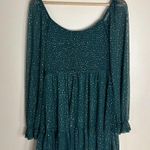 Francesca's Audrey parks Francesca’s Kelly Ruched Lurex Dot Dress in green size medium Photo 10