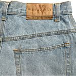 Westport Vintage 90s High Waist Light Wash Denim Shorts, Fits Size 6 Photo 2