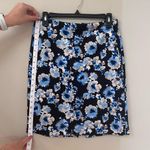White House | Black Market Blue Floral Skirt Size 6 Photo 4