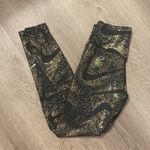 Nike NWOT  Women's Dri-FIT Pro Mid-Rise Leggings Photo 5