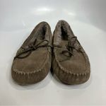 UGG  Dakota slippers taupe women’s size 6 house shoes casual shearling lined Photo 2