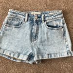 PacSun Mom Short Photo 0