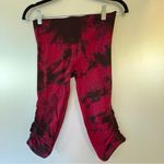 Lululemon athletica Burgundy black Tie-Dye Capri Leggings size 2 Photo 1