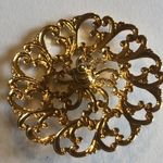 Vintage Gold Tone & Faux Pearl Filigree Cutout Retro Brooch Shoulder Pin Photo 8