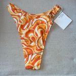 Kulani Kinis Set Photo 2