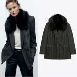 ZARA  Black/Gray Removable Faux Fur Collar Blazer/Jacket(Size Medium) Photo 6