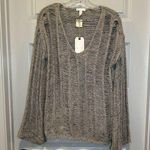 Leith NWT  Heather Grey Delicate Knit V Neck Sweater S Photo 0