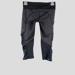 Lululemon Cut The Crop Shiny Side Pockets Size 4 Photo 6