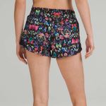 Lululemon 🖤🆕 Multi Floral Hotty Hot LR Lined Shorts✨NWT✨ Photo 3