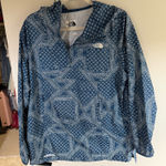 The North Face Women’s  Pullover Windbreaker Thin Large Photo 0