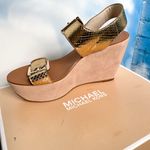 Michael Kors  Warren wedge sandal Photo 3